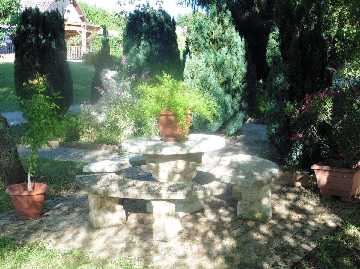 Clos De La Natouze Boyer Dış mekan fotoğraf